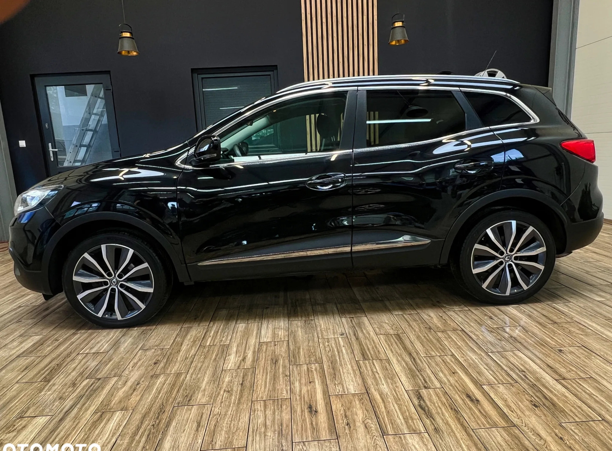 Renault Kadjar cena 59900 przebieg: 140000, rok produkcji 2017 z Gdańsk małe 667